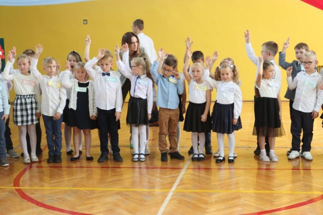 b_1024_768_0_00_images_2023_2024_WYDARZENIA_Rozpoczecie_369806292_766113698649914_5878749203654230028_n